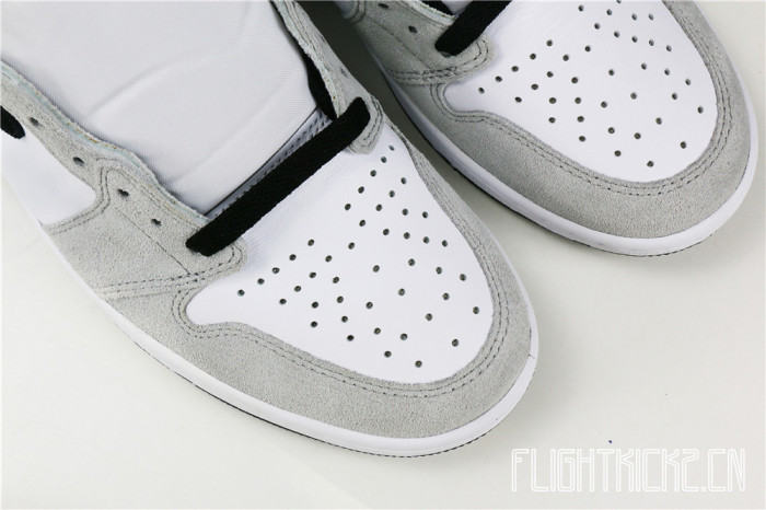 Air Jordan 1 Retro  Light Grey Smoke  2020