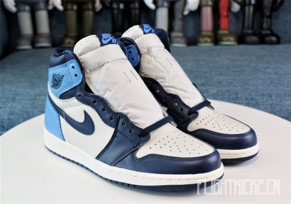 Jordan 1 Retro High Obsidian UNC (A1)