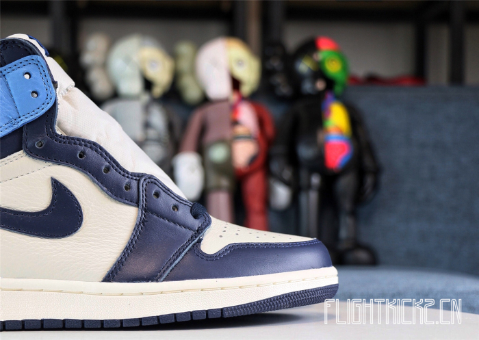 Jordan 1 Retro High Obsidian UNC (A1)