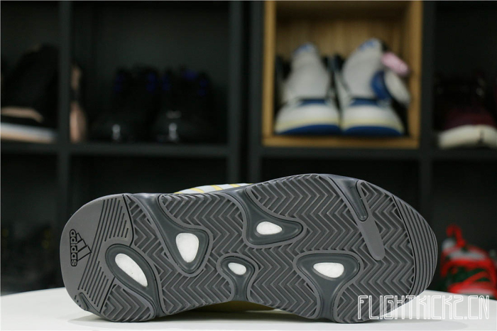 Yeezy Boost 700 MNVN Honey Flux