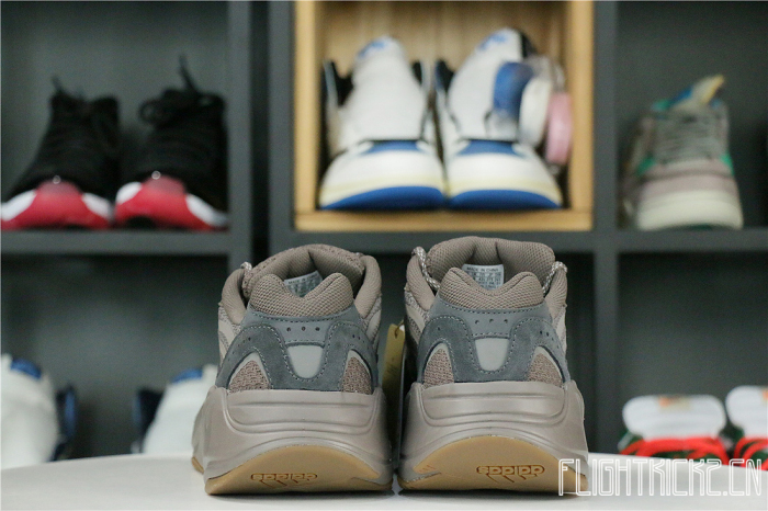 Adidas Yeezy 700 Boost v2 Mauve 2021