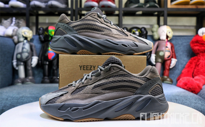 Yeezy Boost 700 V2  Geode 2019