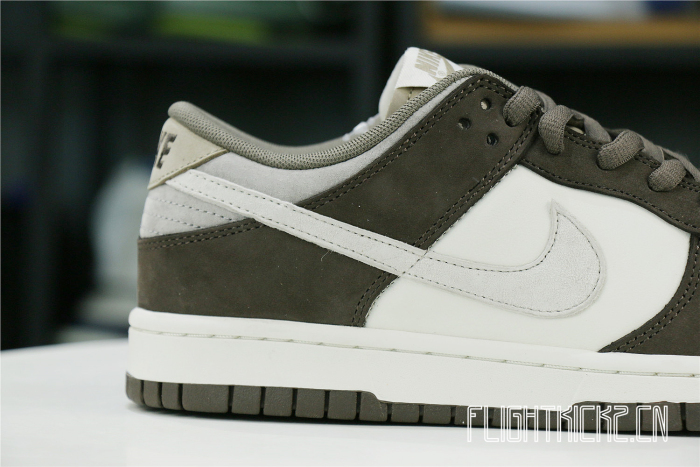 Otomo Katsuhiro x Nike SB Dunk Low