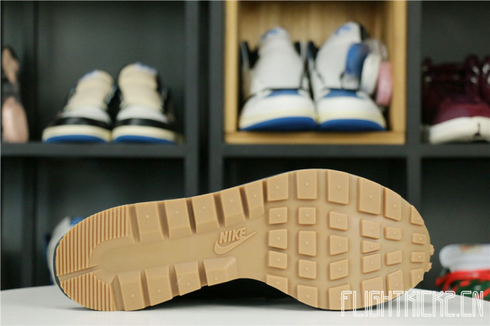 Nike Vaporwaffle Sacai Black Gum（A1）