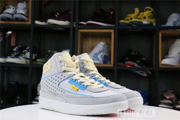 Jordan 2 Retro Union Grey Fog