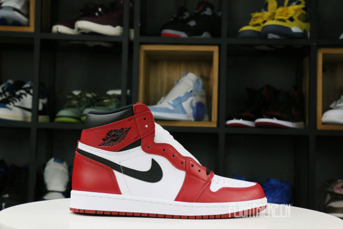 Jordan 1 Retro Chicago 2015（A1）