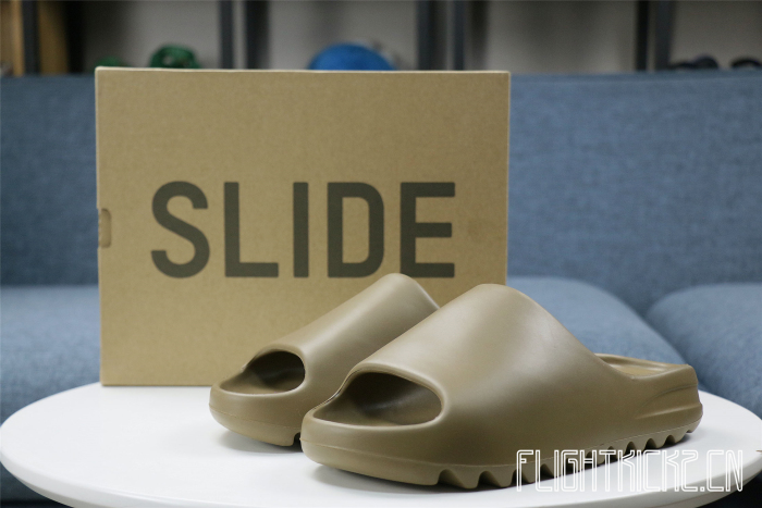 Yeezy Slides Core 2020 (E55492浅棕）