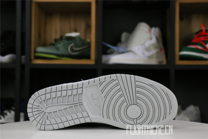 Jordan 1 Retro High OG Stage Haze
