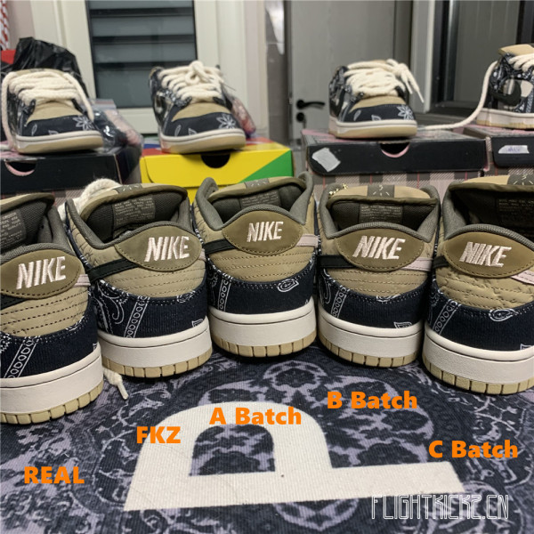 Travis Scott x Nike SB Dunk Low ( A1)