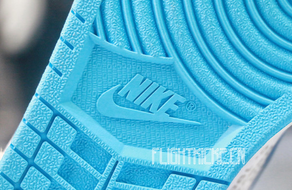 Off white X Air Jordan 1  UNC  NRG 2018 ( A1)