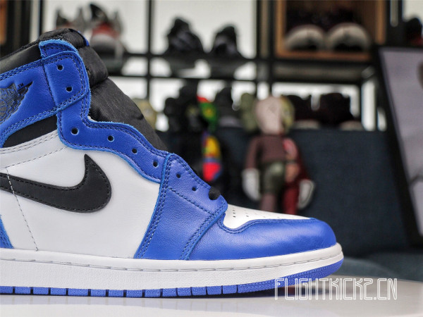 Air Jodan 1 Retro  Game Royal