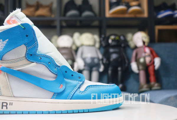 Off white X Air Jordan 1  UNC  NRG 2018 ( A1)