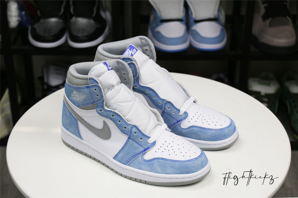 Jordan 1 Retro High OG Hyper Royal 2021（A1）