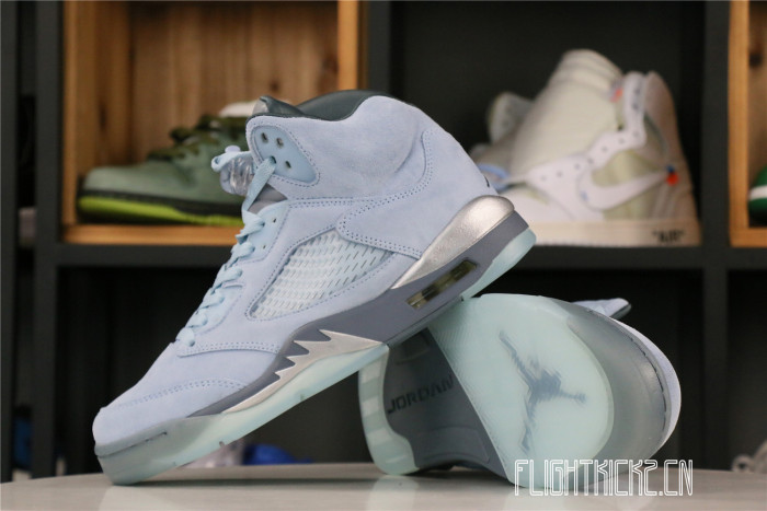 Jordan 5 Retro Bluebird WMNs