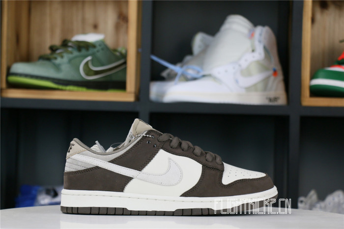 Otomo Katsuhiro x Nike SB Dunk Low Steamboy OST Brown White Mocha