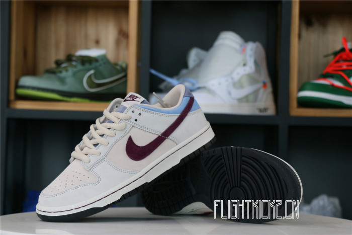 Otomo Katsuhiro x Nike SB Dunk Low Steamboy OST Dark Red Blue