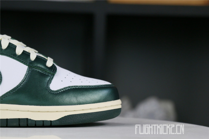 Nike Dunk Low Vintage Green (W)（A1）
