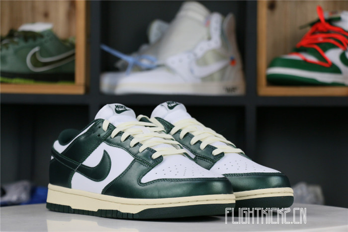 Nike Dunk Low Vintage Green (W)（A1）