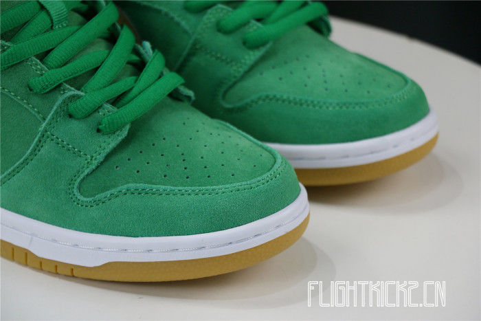 Nike SB Dunk Low Pro St. Patrick's Day (2022)