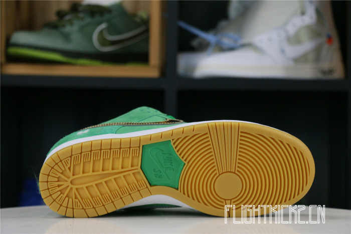 Nike SB Dunk Low Pro St. Patrick's Day (2022)
