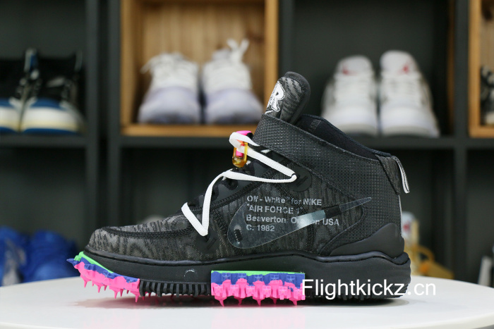 Off-White x Nike Air Force 1 Mid Set