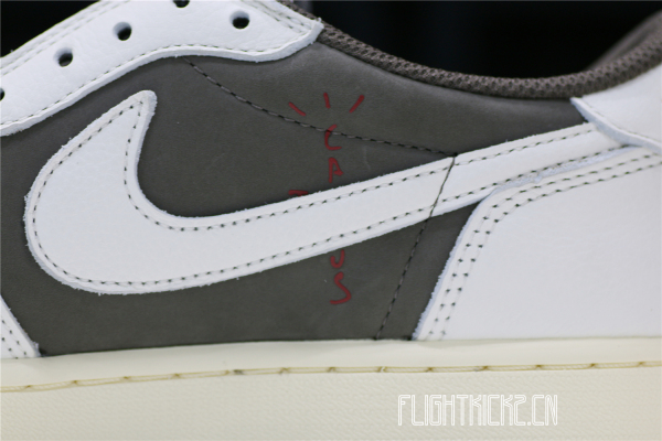 Travis Scott x Air Jordan 1 Low OG  Reverse Mocha （A1）