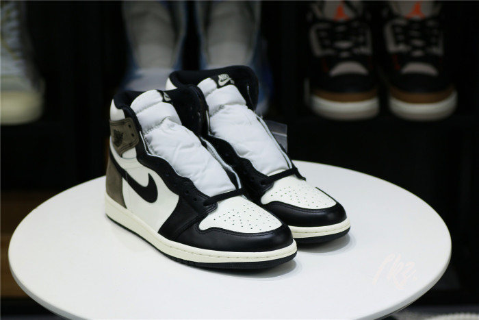 Jordan 1 Retro High Dark Mocha 2020( A1)