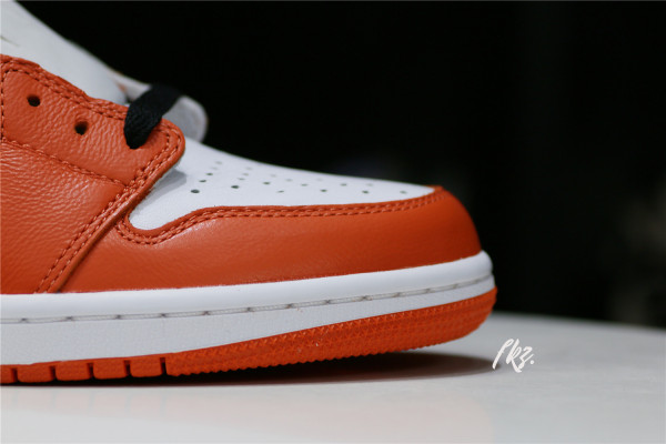 Air Jordan 1 Low OG Starfish