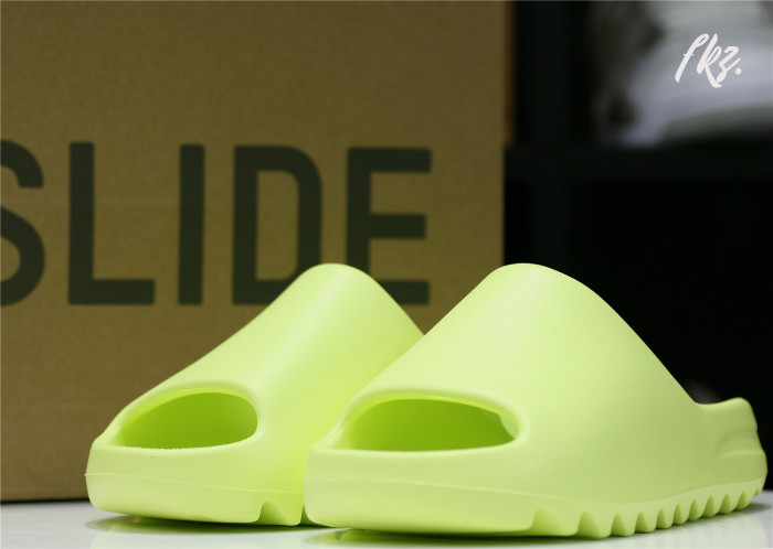 adidas Yeezy Slide Glow Green (2022) (LN5 A1 Batch)