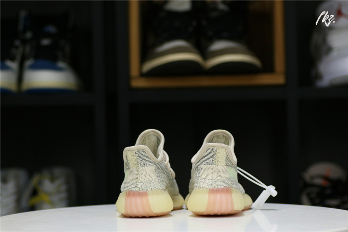 Yeezy 350 Boost   Citrin  NR Kid ( A1)