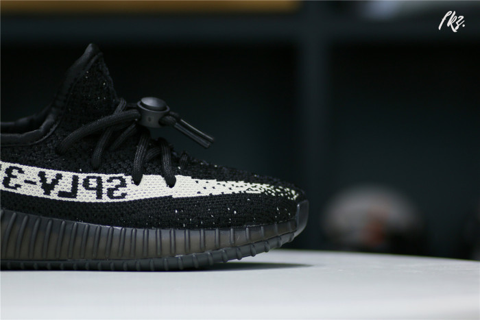 adidas Yeezy Boost 350 V2 Core Black White kid