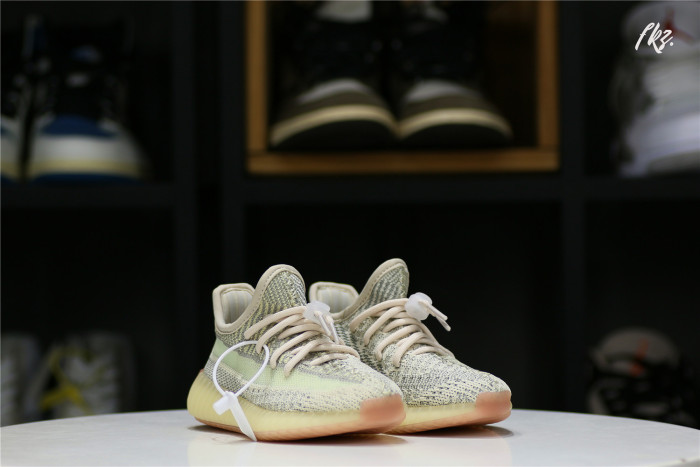 Yeezy 350 Boost   Citrin  NR Kid ( A1)
