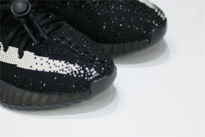 adidas Yeezy Boost 350 V2 Core Black White kid