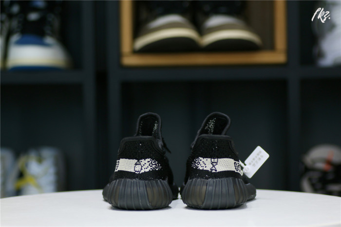 adidas Yeezy Boost 350 V2 Core Black White kid