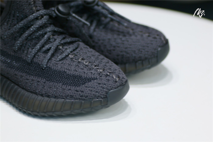 Yeezy 350 Boost V2 Black Static Black kid