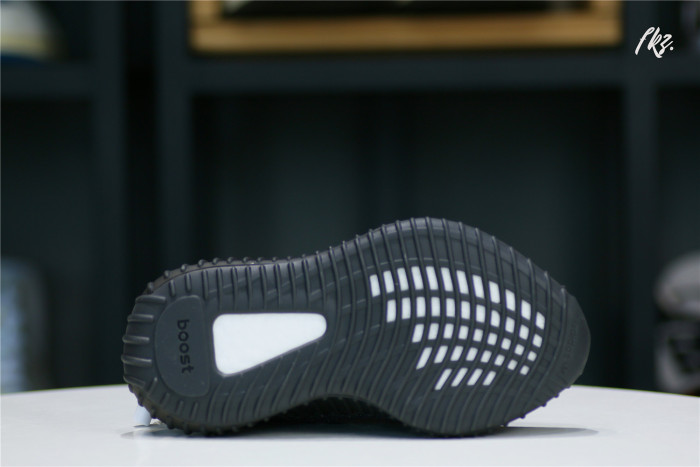 Yeezy 350 Boost V2 Black Static Black kid