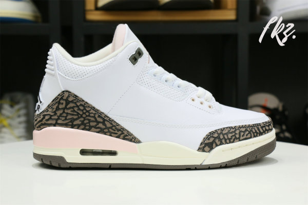 Air Jordan 3 Retro Neapolitan Dark Mocha 2022