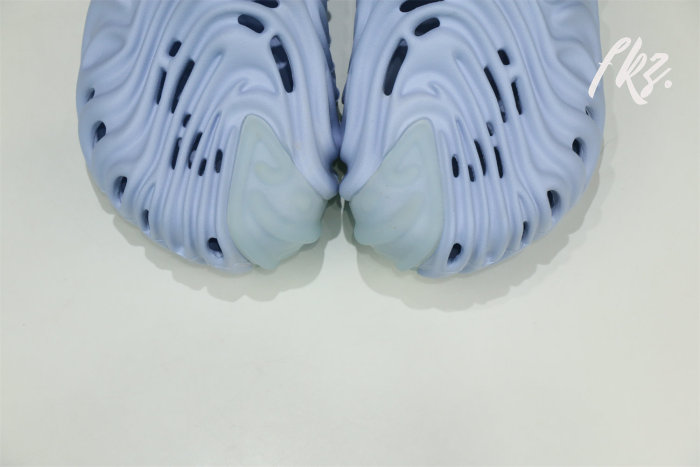 Salehe Bembury x Crocs Urchin Blue