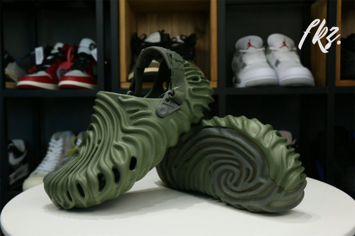 Salehe Bembury x Crocs Pollex Clog Cucumber