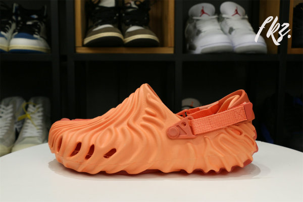 Salehe Bembury x Crocs Pollex Clog Urchin Solar Red