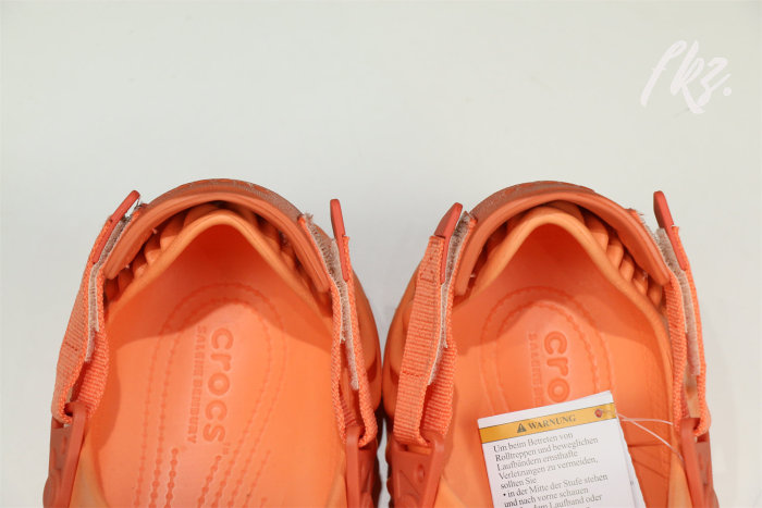 Salehe Bembury x Crocs Pollex Clog Urchin Solar Red