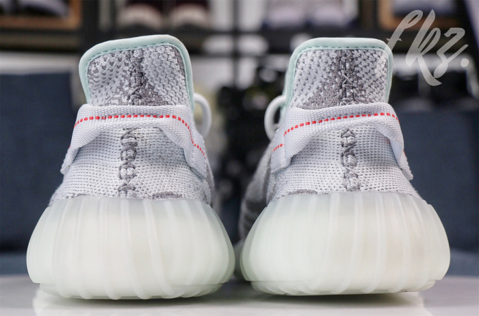 Yeezy 350 Boost V2  Blue Tint  2017  ( A1)