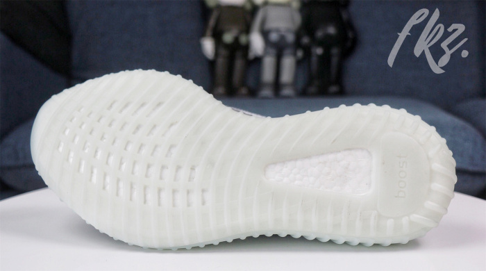 Yeezy 350 Boost V2  Blue Tint  2017  ( A1)