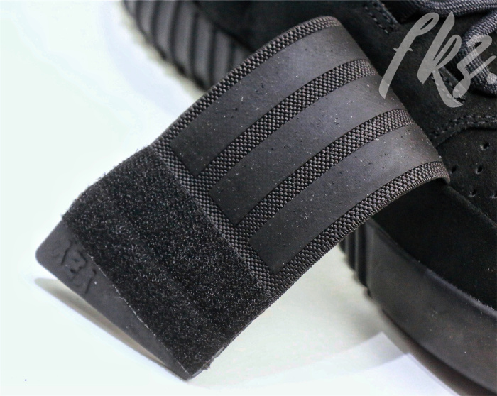 Adidas Yeezy 750 Boost  Triple Black
