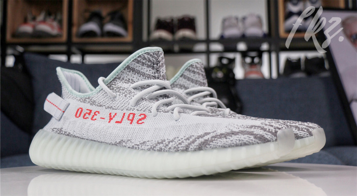 Yeezy 350 Boost V2  Blue Tint  2017  ( A1)