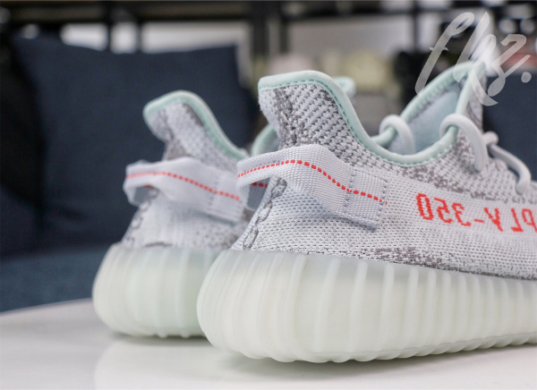 Yeezy 350 Boost V2  Blue Tint  2017  ( A1)
