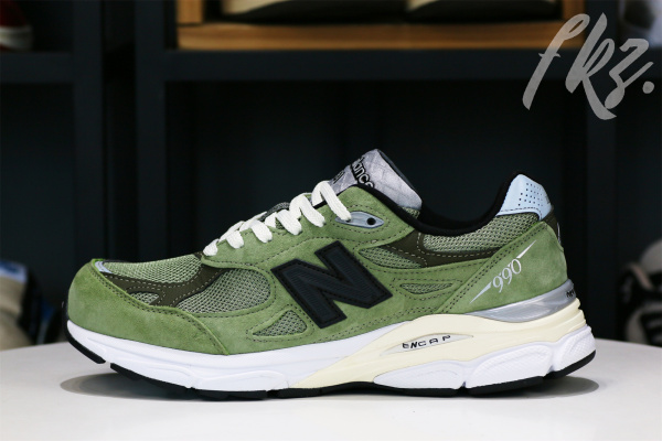 JJJJound x New Balance 990V3 Olive