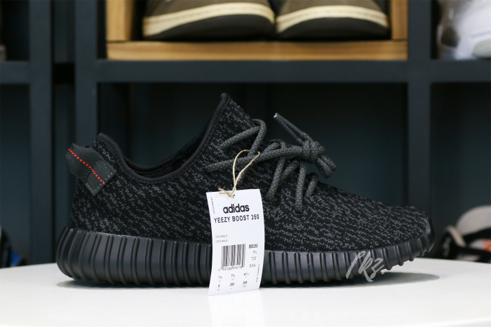Yeezy 350 ‘Pirate Black' 2022