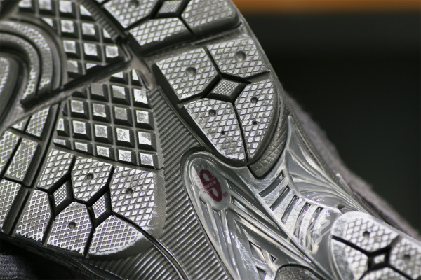 New Balance 2002R Protection Pack Phantom