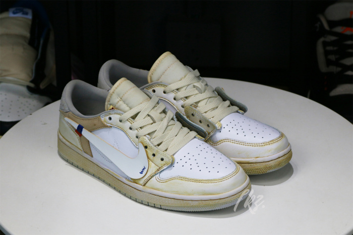 Custom Off White x Air Jordan 1 Low Aged White